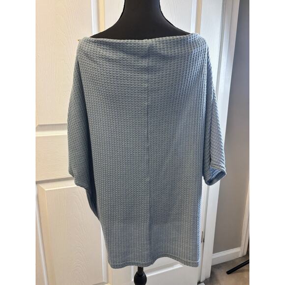 Blue Oversized Waffle Knit Shirt 2X. Slight Picks On The Front - Picture 3 of 7